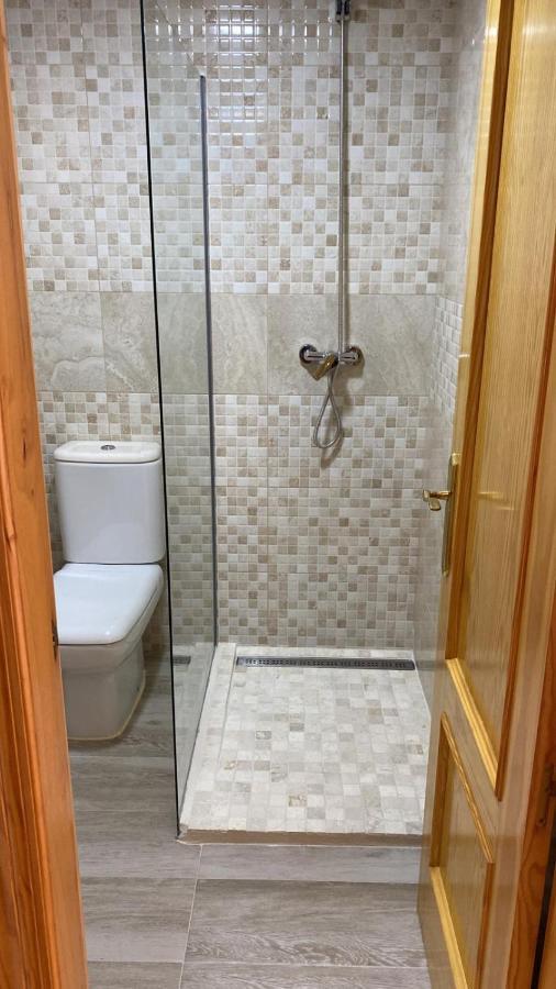 Habitacion Grande Con Bano Privado En Coin A 30Km De La Playa Екстер'єр фото