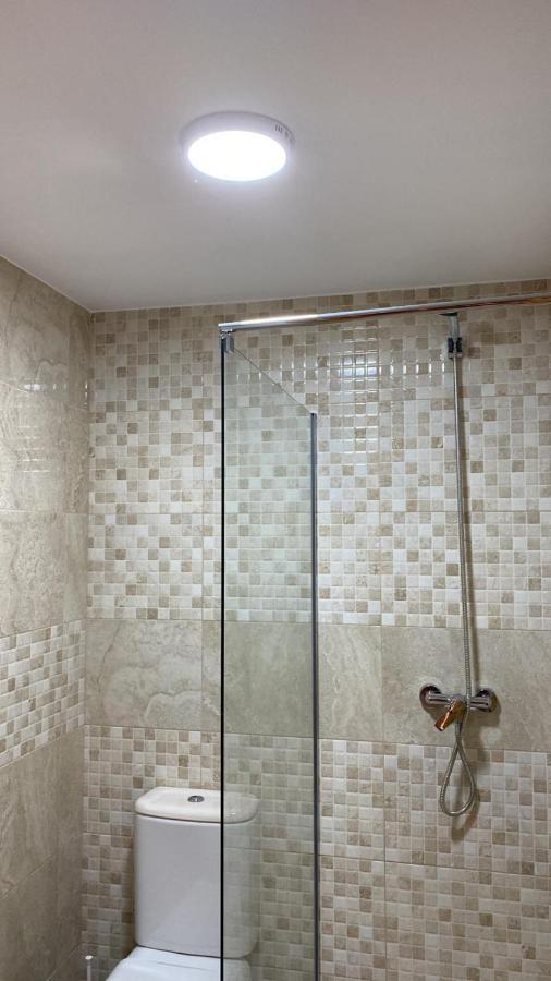 Habitacion Grande Con Bano Privado En Coin A 30Km De La Playa Екстер'єр фото